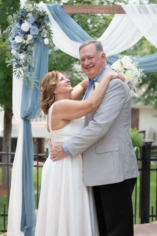 An older couple at their backyard micro wedding in Omaha, NE